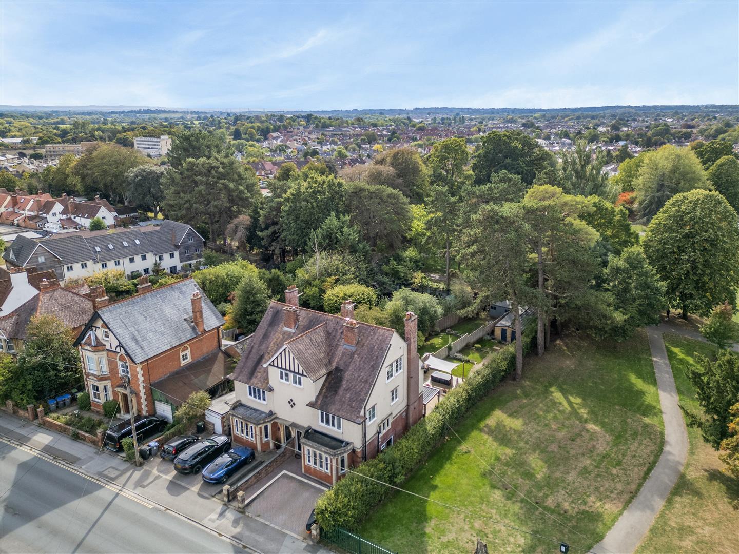 Malmesbury Road, Chippenham
